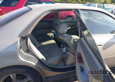 1999 Lexus Es 300 from USA, damaged, VIN JT8BF28G2X5067800